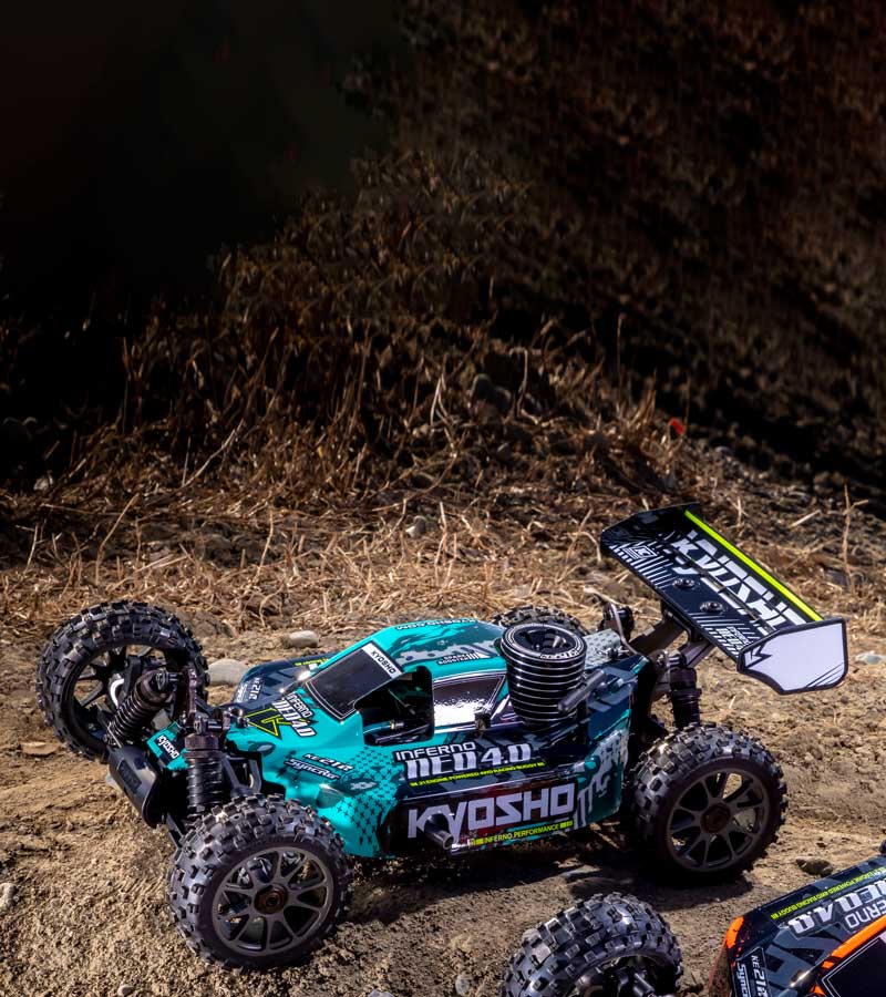 1/8バギー入門の決定版！ 1/8 SCALE .21 ENGINE POWERED 4WD RACING BUGGY readyset インファーノ NEO 4.0 カラータイプ2